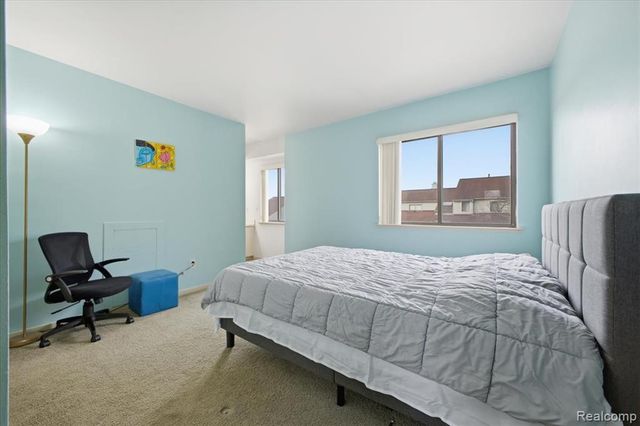 678 Highgate, Rochester Hills, MI 48307