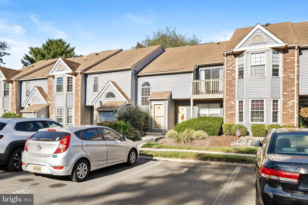11 TILIA CT, HAMILTON, NJ 08690 — photo 2