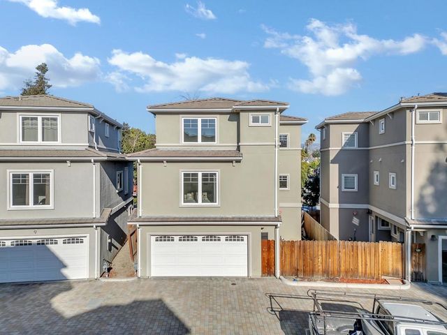 1337 Araujo, San Jose, CA 95131