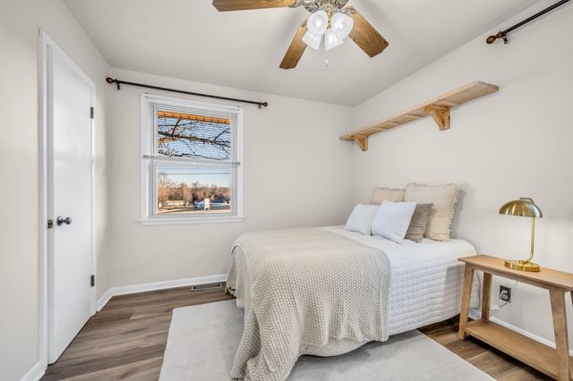 555 Ashe Ave, New Johnsonville, TN 37134