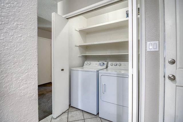 6829 Gordon Ct, Stockton, CA 95219