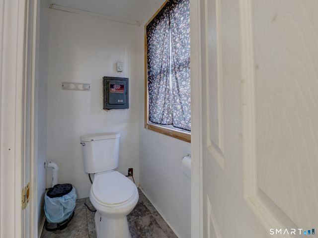 293 Washington Street, Norwich, CT 06360