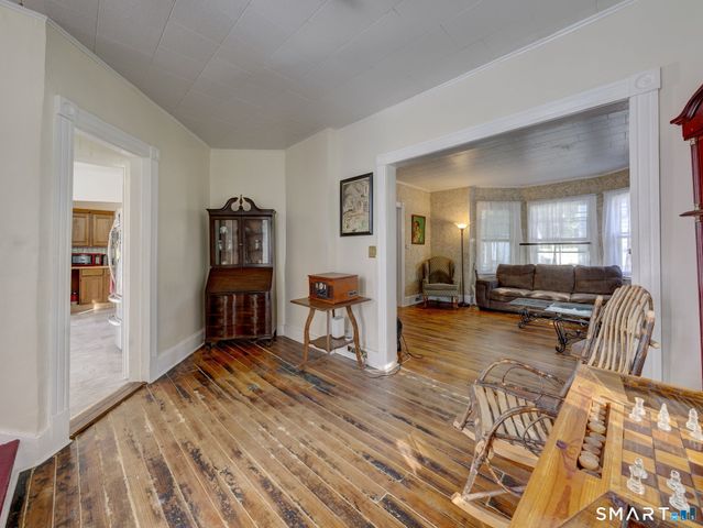 293 Washington Street, Norwich, CT 06360