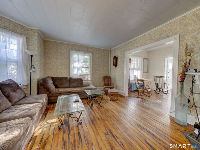 293 Washington Street, Norwich, CT 06360