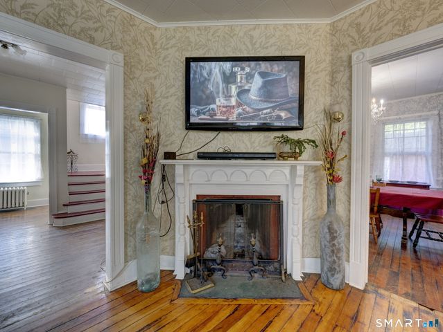 293 Washington Street, Norwich, CT 06360