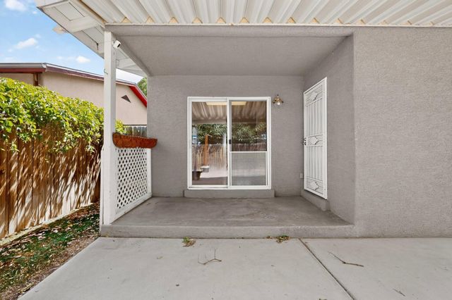 1405 Betts Street NE, Albuquerque, NM 87112