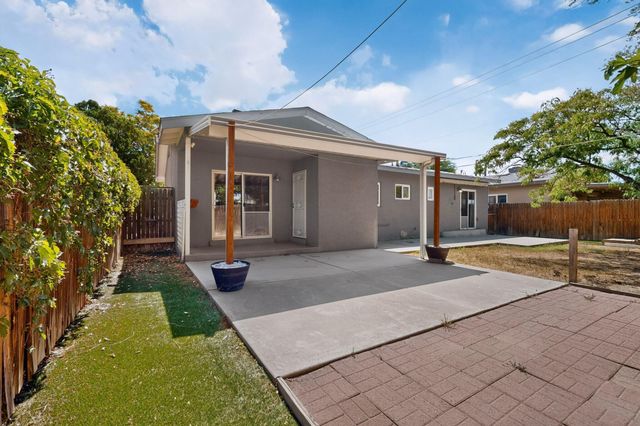 1405 Betts Street NE, Albuquerque, NM 87112
