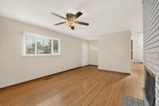 1405 Betts Street NE, Albuquerque, NM 87112