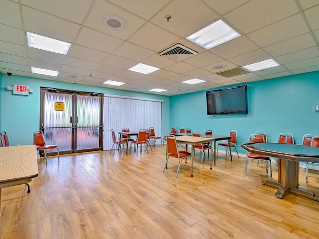 2705 NW 104th Avenue 406, Sunrise, FL 33322
