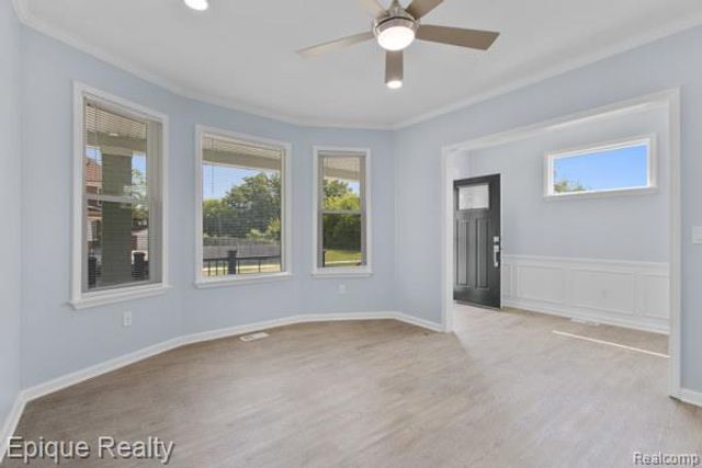 1535 Garland Street, Detroit, MI 48214