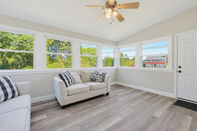 1 Garrison Dr, Plainville, MA 02762
