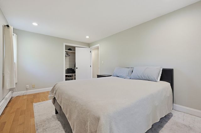 1 Garrison Dr, Plainville, MA 02762