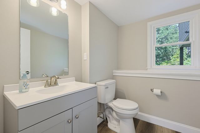1 Garrison Dr, Plainville, MA 02762