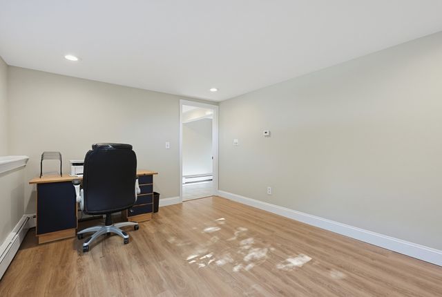 1 Garrison Dr, Plainville, MA 02762
