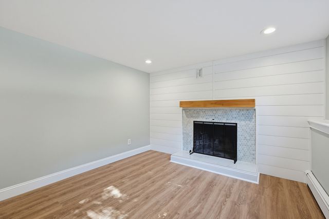 1 Garrison Dr, Plainville, MA 02762