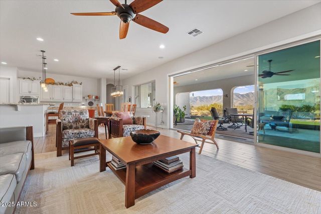 8510 N 194TH Drive, Waddell, AZ 85355