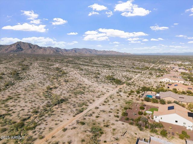 8510 N 194TH Drive, Waddell, AZ 85355