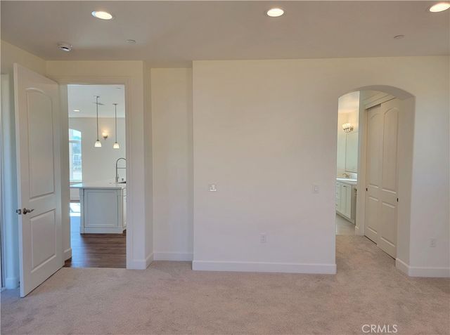 701 Manor Lane, Paso Robles, CA 93446