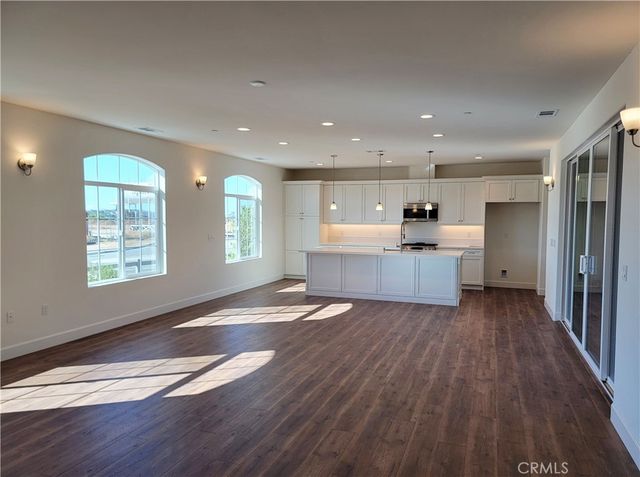 701 Manor Lane, Paso Robles, CA 93446