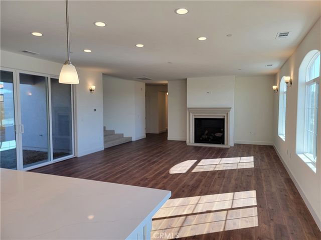 701 Manor Lane, Paso Robles, CA 93446