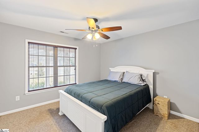 206 Forked Oak Way, Fountain Inn, SC 29644