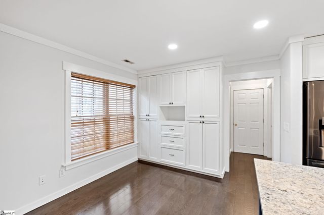 206 Forked Oak Way, Fountain Inn, SC 29644