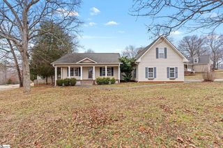 206 Forked Oak Way, Fountain Inn, SC 29644