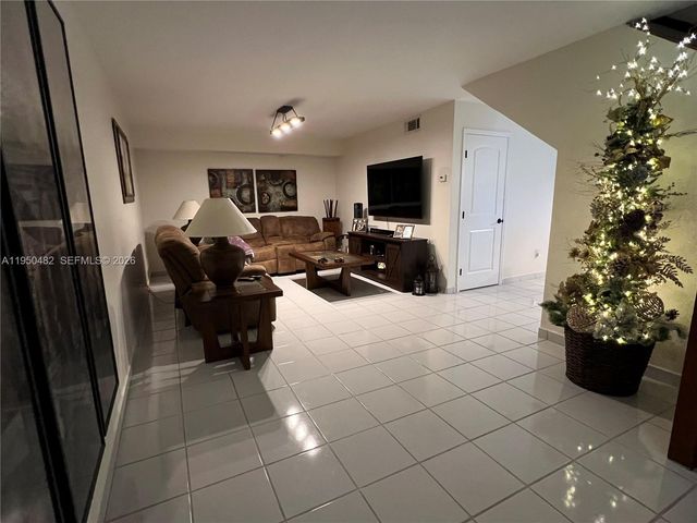 13973 SW 46th Ter 223, Miami, FL 33175