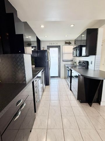 801 N Ocean Boulevard 802, Pompano Beach, FL 33062