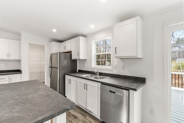 18 Martin Road, Deering, NH 03244