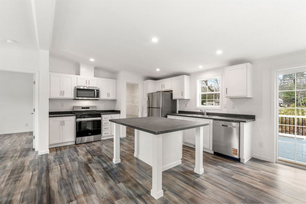 18 Martin Road, Deering, NH 03244