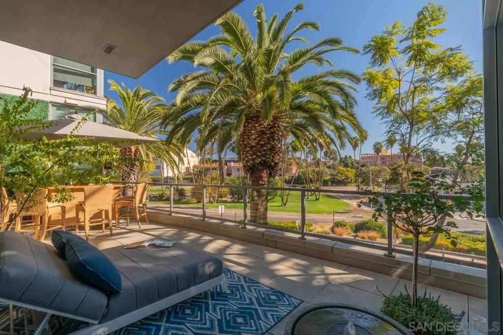 Image 4 of property listing at 1441 9th Ave 103, San Diego, CA 92101