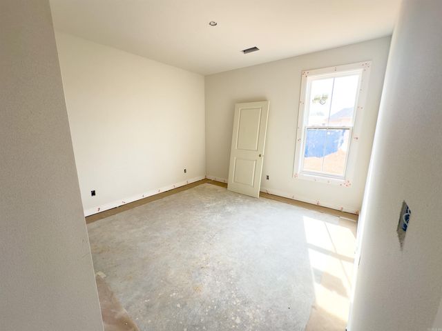 1033 Creekwood Cir, Bauxite, AR 72011