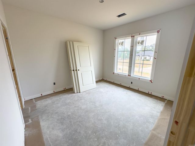 1033 Creekwood Cir, Bauxite, AR 72011