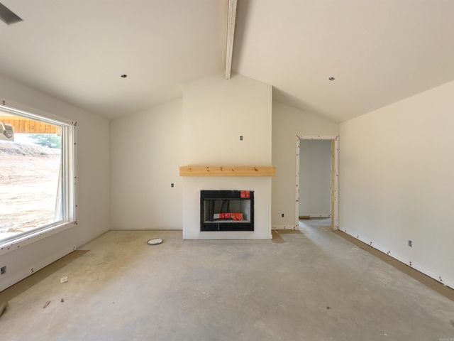 1033 Creekwood Cir, Bauxite, AR 72011