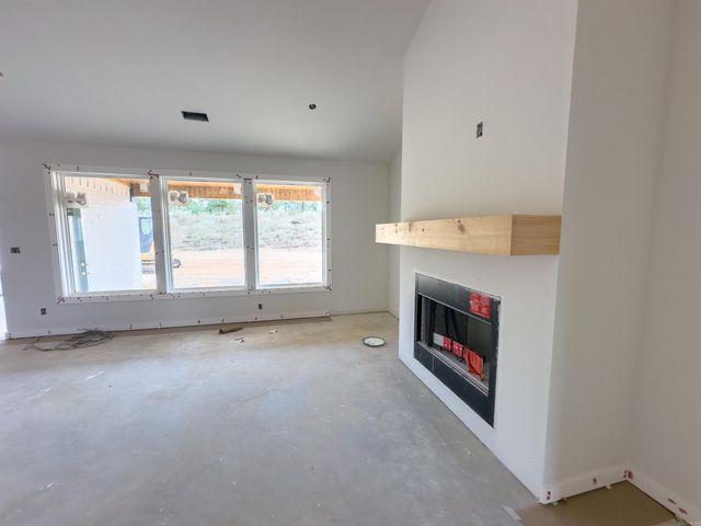 1033 Creekwood Cir, Bauxite, AR 72011