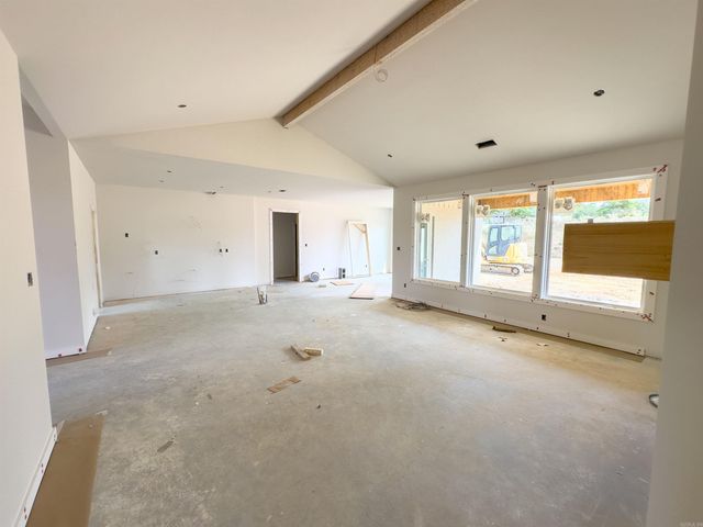 1033 Creekwood Cir, Bauxite, AR 72011