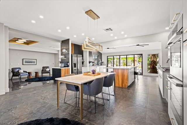 1501 Breeze Canyon Drive, Las Vegas, NV 89117