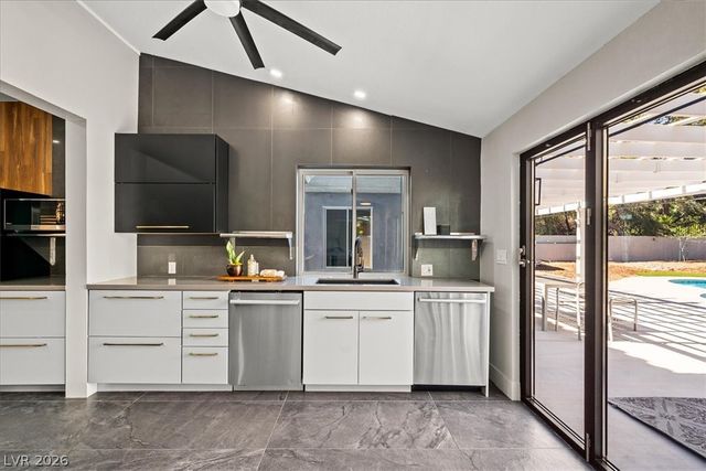 1501 Breeze Canyon Drive, Las Vegas, NV 89117