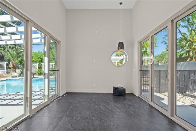 1501 Breeze Canyon Drive, Las Vegas, NV 89117