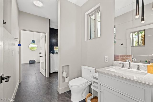 1501 Breeze Canyon Drive, Las Vegas, NV 89117