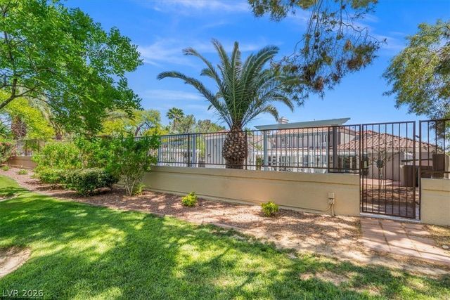 1501 Breeze Canyon Drive, Las Vegas, NV 89117