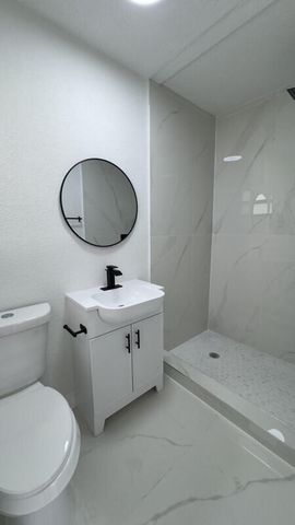 235 SW 21st Way, Fort Lauderdale, FL 33312