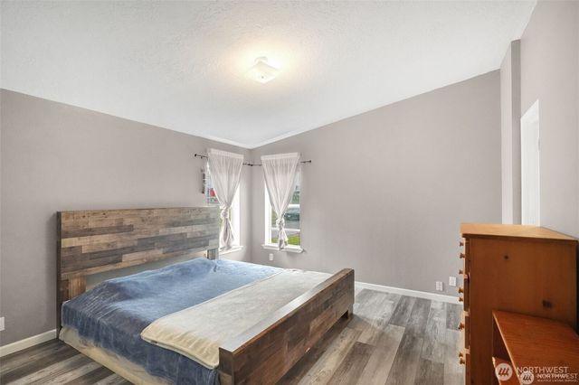 705 SW 1 Street, Castle Rock, WA 98611