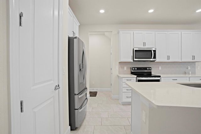 1866 SE Tarni Way, Stuart, FL 34996