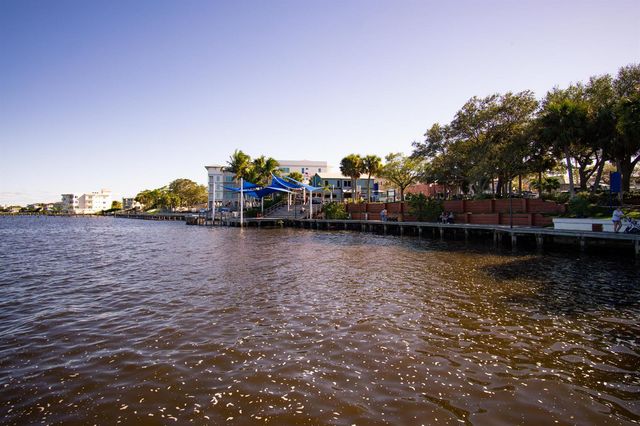 1866 SE Tarni Way, Stuart, FL 34996