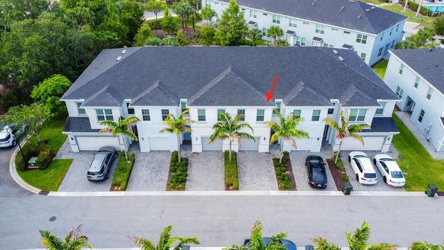 1866 SE Tarni Way, Stuart, FL 34996