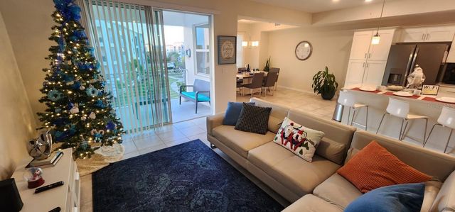 3150 PARADOX CIRCLE 302, Kissimmee, FL 34746