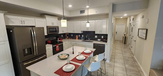 3150 PARADOX CIRCLE 302, Kissimmee, FL 34746