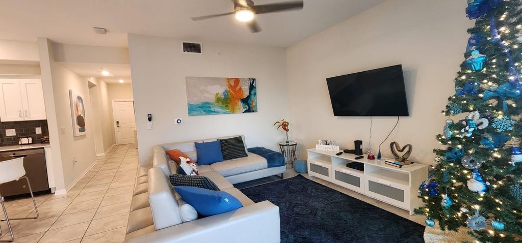 Image 31 of property listing at 3150 PARADOX CIRCLE 302, Kissimmee, FL 34746